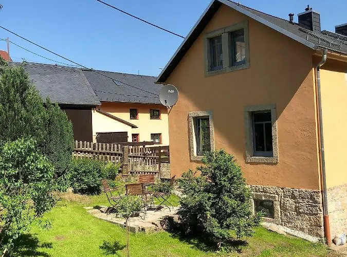 Fuchsbau Apartman *