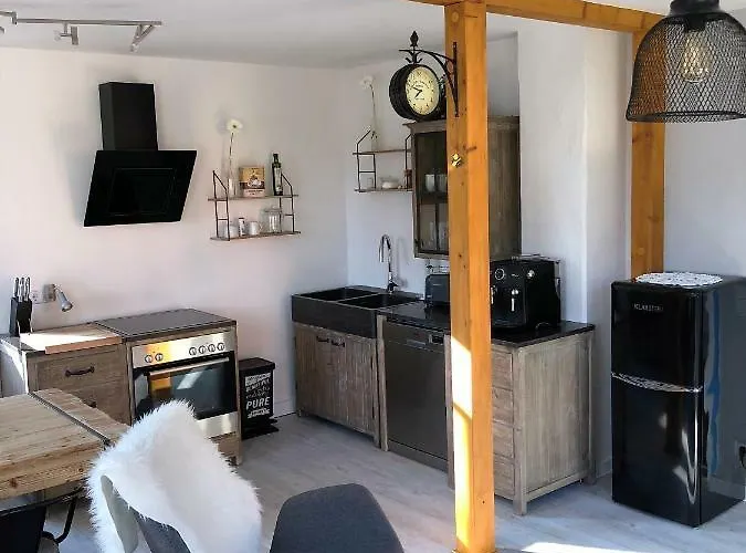 Fuchsbau كونيجشتاين آن دير إلب